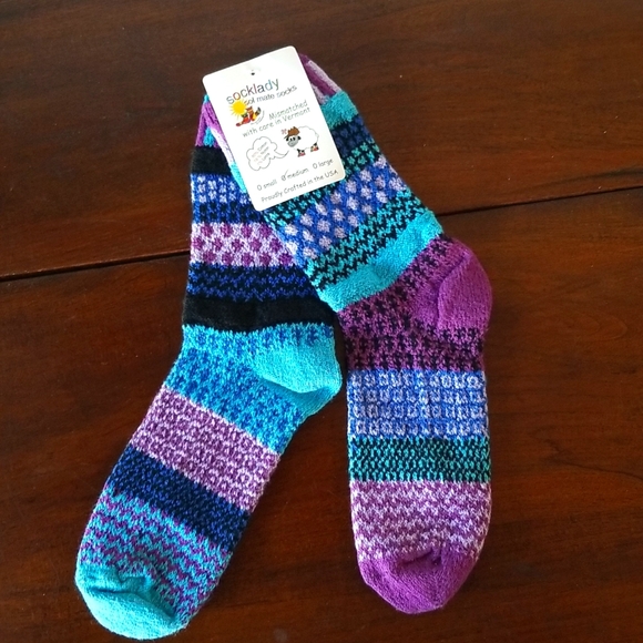Solemate Accessories - Solmate mismatched socks, "Raspberries" sz M